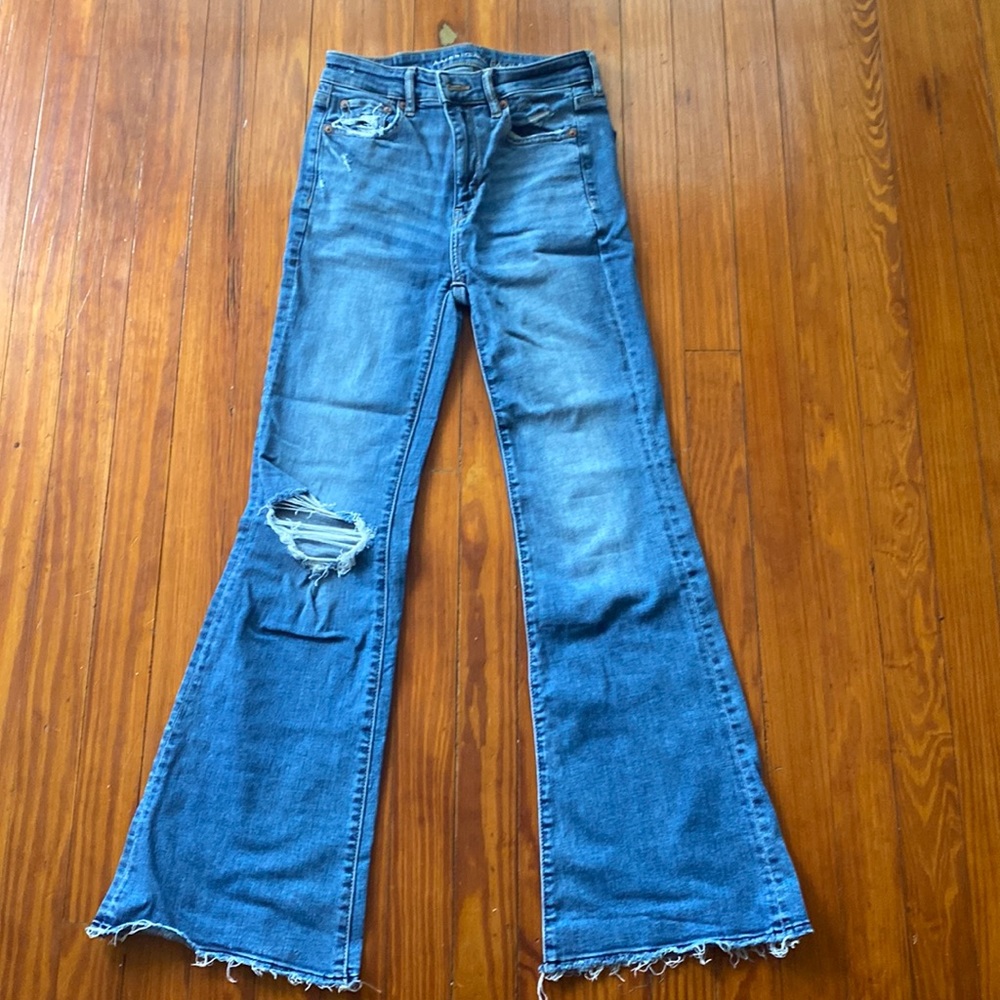American Eagle jeans. Super high rise flare with stretch. Size 0 length short.